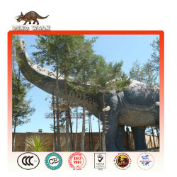 große dinosaurier skulptur landschaft