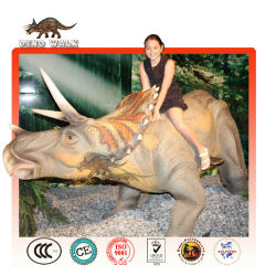 animatronic triceratops fahrt