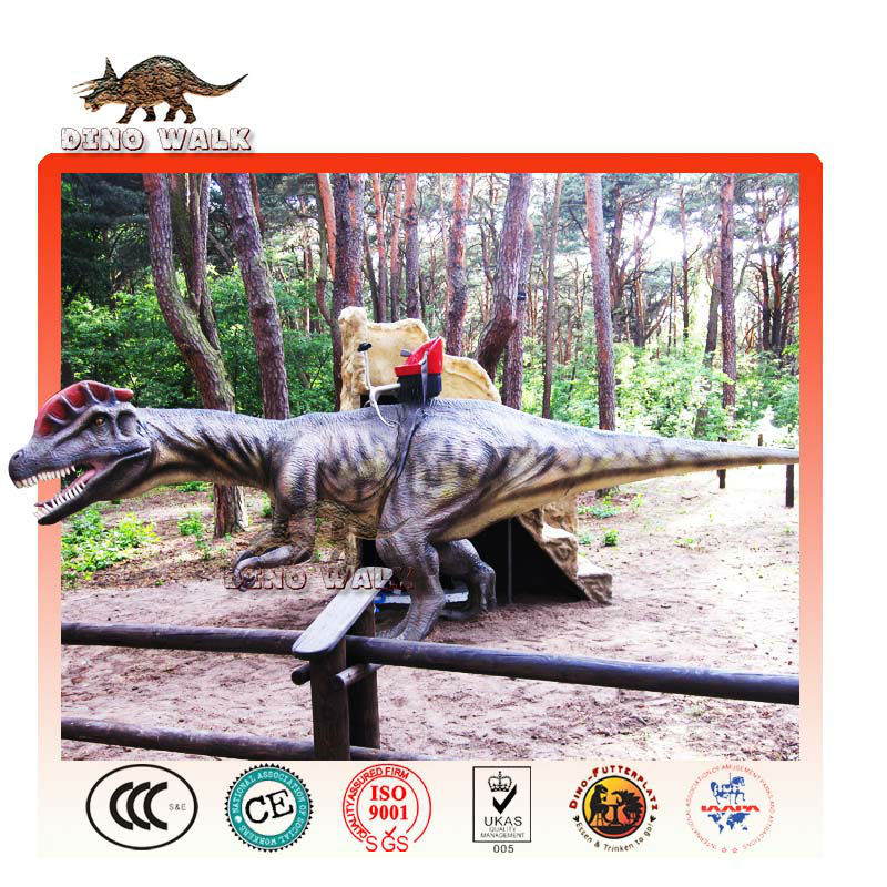 Paseo del parque- animatronic dinosaurio