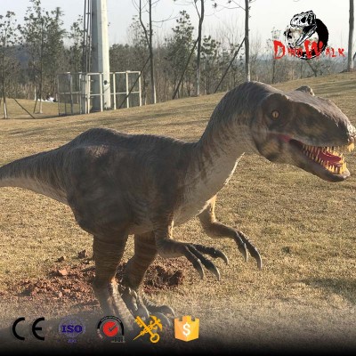 animatronic deinonychus model for dinosaur park