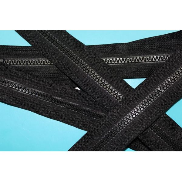 #8 resin long chain zipper AVV-RZ010