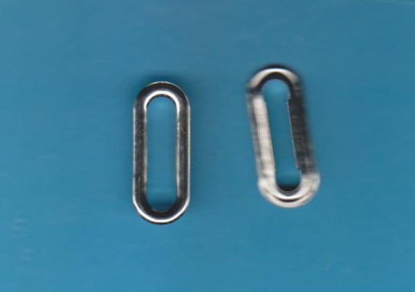 Oval eyelet