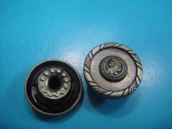 Zinc Alloy Jeans button with diamond