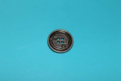 锌合金纽扣  K44