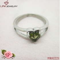 Charming Steel Ring Attach Heart Stone/Olive Green