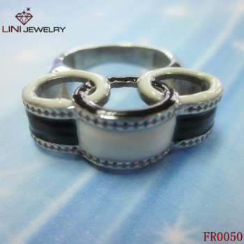 316L Steel  3-Circle Shape Ring