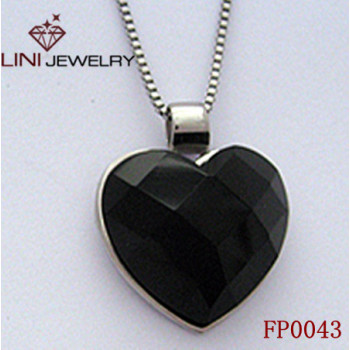 316 Stainless steel Love's Pendant/Black Glass Stone