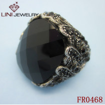 Classical Style Ring With Rhomb Stone FR0468