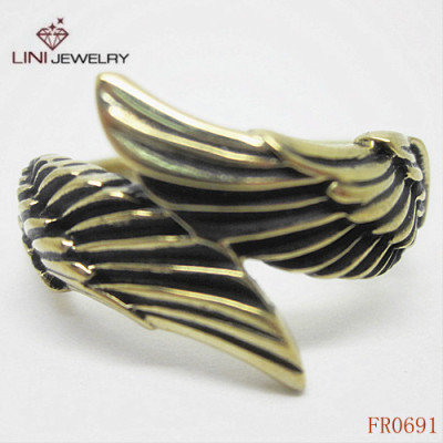 2013 New Model Angel Wings Ring , stainless steel ring,  316L FR0691