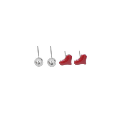 Cool red epoxy heart ear stud
