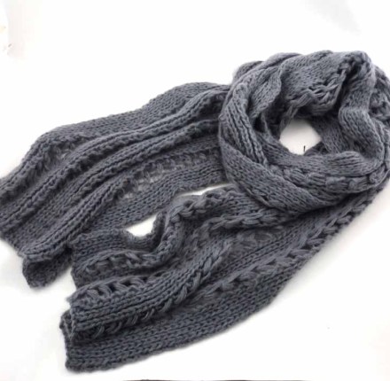 KNITTED  ACRYLIC SCARF