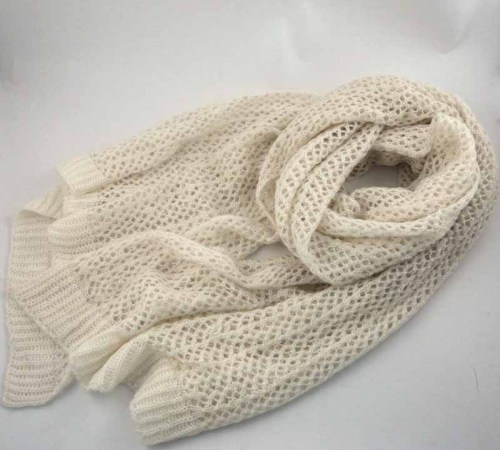 HOLLOW OUT  KNITTED  ACRYLIC SCARF