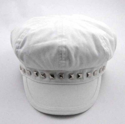 RIVETS DECORATED WHITE COTTON CAP