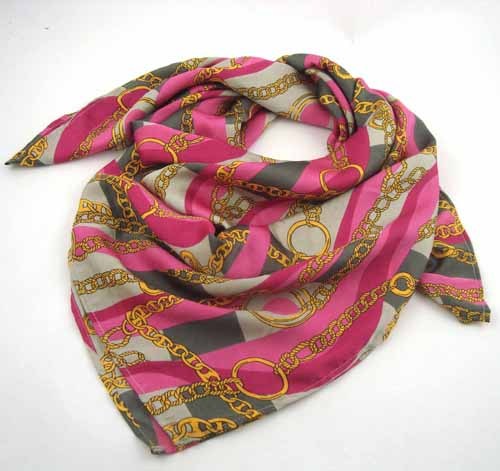 SQUARE PRINTED SCARF