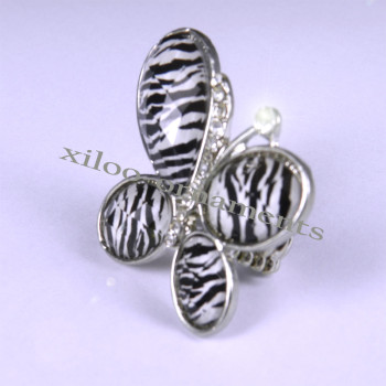 Stretch zebra butterfly Ring