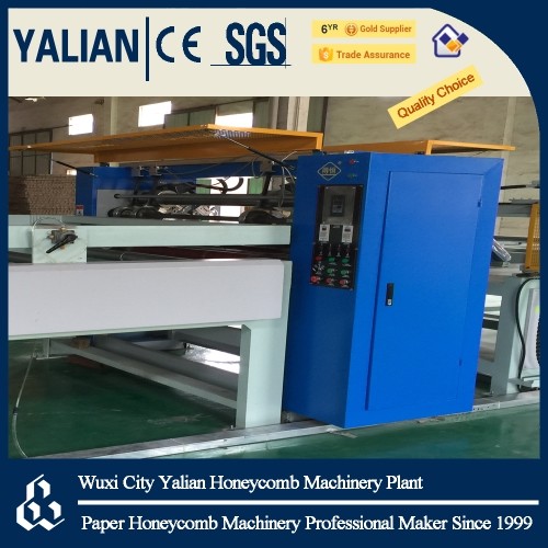 Paper honeycomb sandwich panel machine