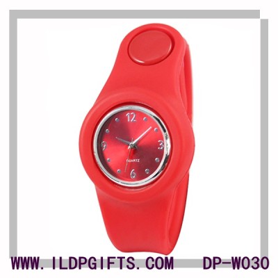 Individualism Silicone button watch