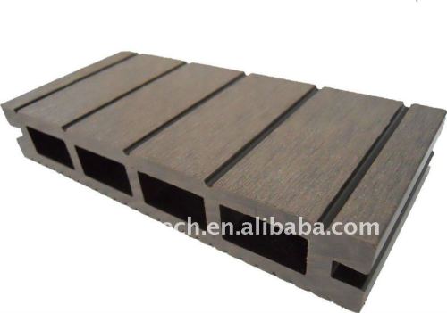 Plancher composé en plastique en bois creux de decking de la conception WPC/de decking de wpc de panneau de plancher wpc du plancher 150*25mm
