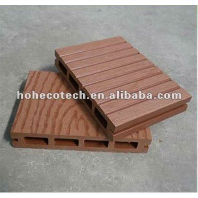 Decking composé /flooring (CE, ROHS, ASTM, ISO9001, ISO14001, Intertek) de wpc creux du best-seller 140x25mm