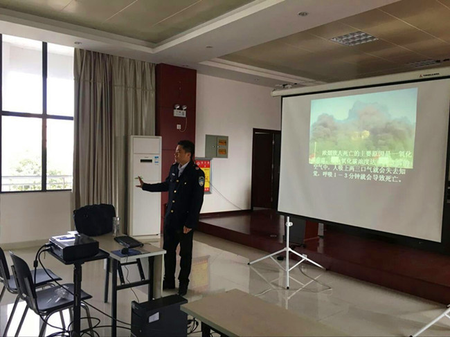 Treinamento de segurança de rotina Huasu