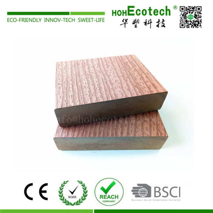 High strength wood plastic composite floating dock