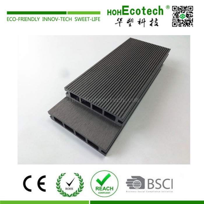 2018 new wood plastic composite hollow decking