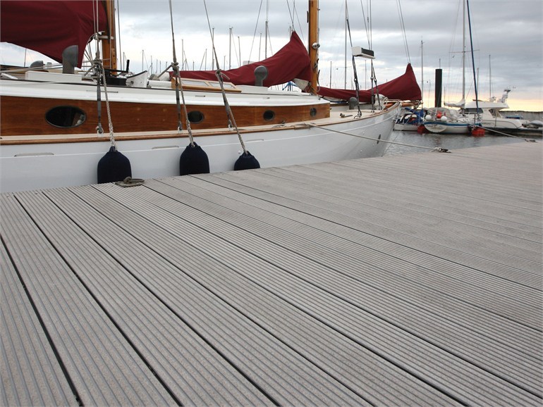 wpc decking