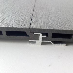 Pannello murale in wpc resistente ai raggi UV impermeabile Decorazione esterna Rivestimento esterno in wpc composito
