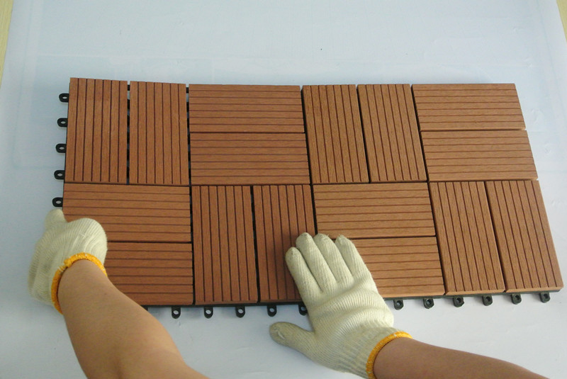 Wood plastic outdoor tiles