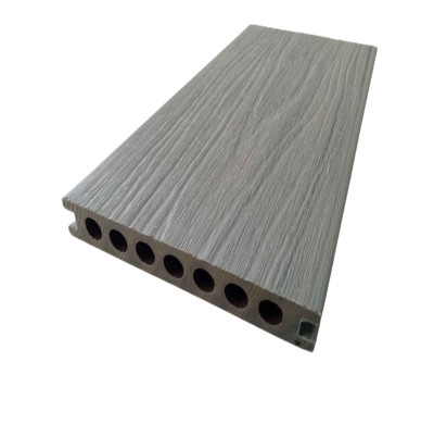 Muestras de cubiertas compuestas de madera y plástico de coextrusión