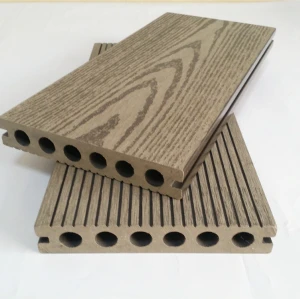Pannello composito per decking in wpc cavo resistente alle crepe e alle crepe per esterni con forte resistenza ai raggi UV