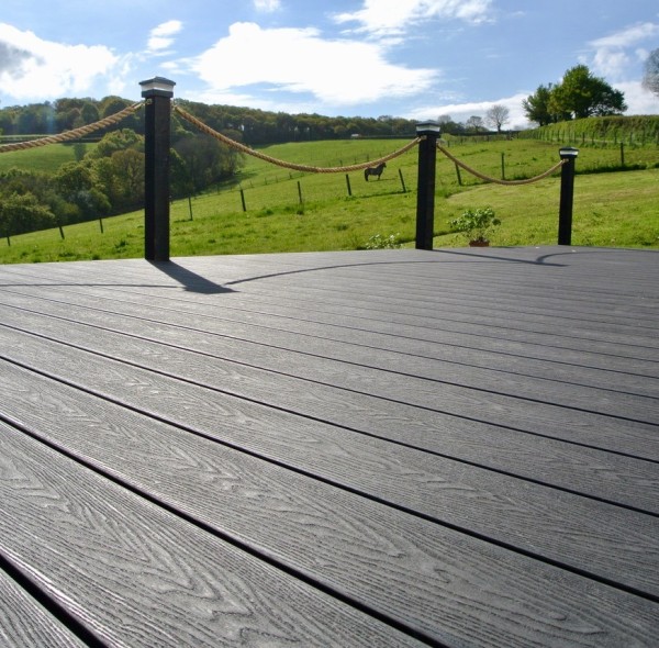 Decking compuesto de grabado profundo para exteriores, muestra gratuita de WPC de grano de madera profundo, Decking de WPC impermeable 3D