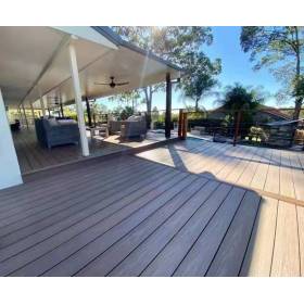 Hot Sales Customized Outdoor Skin-Friendly Co-Extrusion Wpc Hollow Decking/Engineering Flooring