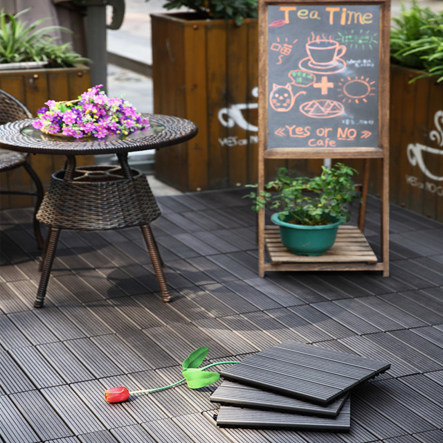 DIY Interlocking Garden Deck Tiles