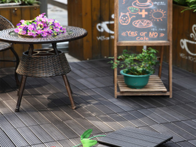 DIY Interlocking Garden Deck Tiles