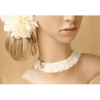Ladies white wool design nice necklace wholesale
