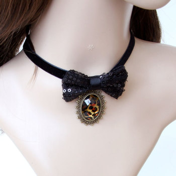 Party accessory black bowknot and leopard pendant necklace
