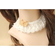 Retro white handmade wool necklace for women
