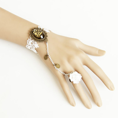 Princess's Leopard Grain Long Bracelet Link to White Rose Ring