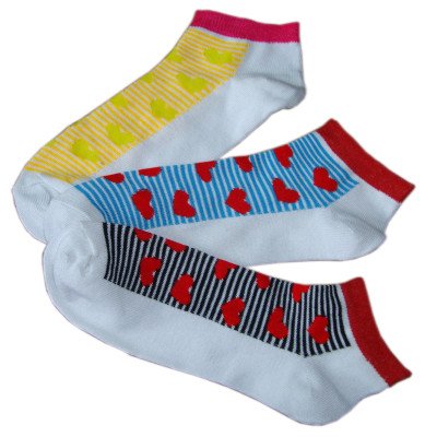Beautiful Love Heart pattern low cut socks