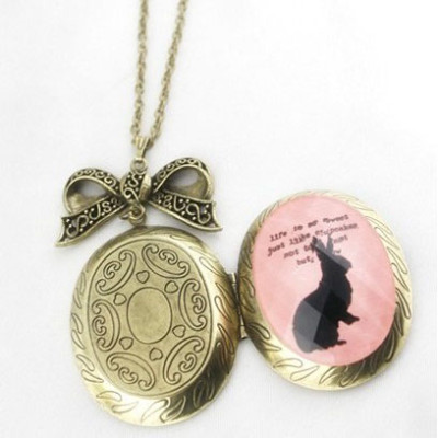 Free Shipping Vintage Pendant Necklace
