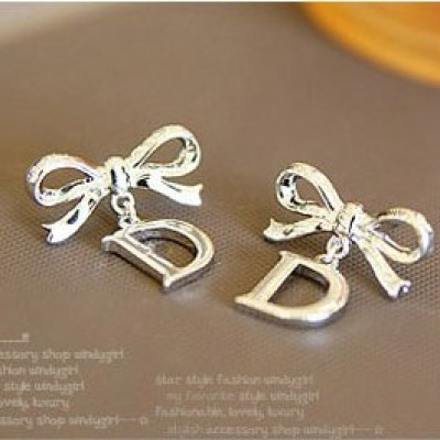 Letter D Earrings With Bow