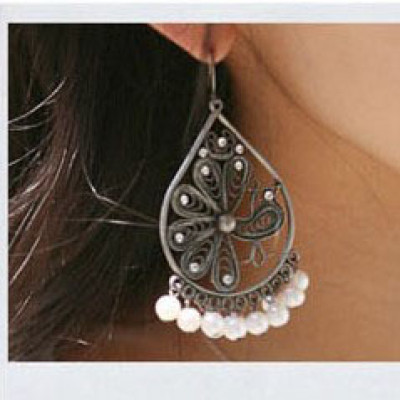 Free Shipping Vintage Hollow-out Earrings