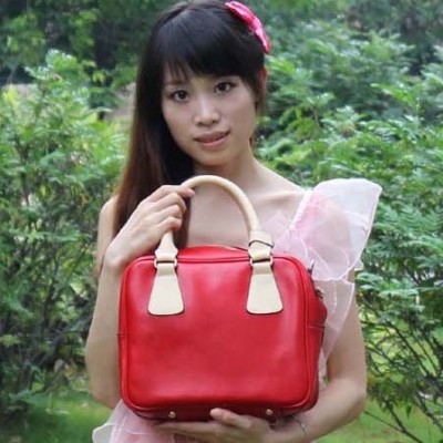 Small Square Retro Leather Bag Of Europe and the United States Style
