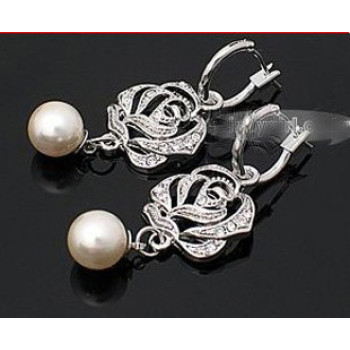Free Shipping Diamond Pearl Drop Earrings Pierced Silver Rose Earrings girl