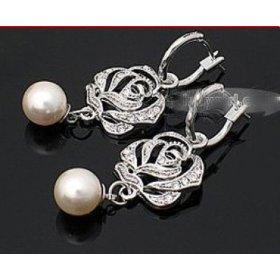 Free Shipping Diamond Pearl Drop Earrings Pierced Silver Rose Earrings girl