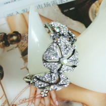 [Free Shipping ] Shiny  Hollow-out  Fashion Alloy Bracelet With Rhinestones