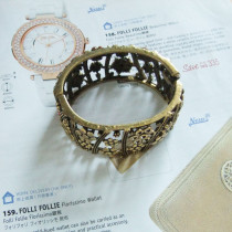 [Free Shipping ] Gold  Hollow-out Fashion Alloy Bracelet With Flower Patterns