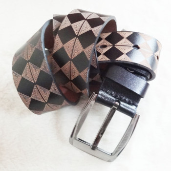 [Free Shipping] Genuine Leather Belt With Lozenge Patterns