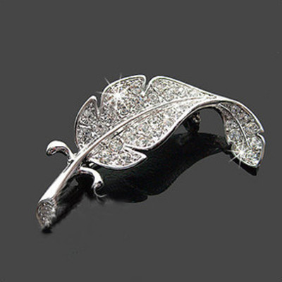 Free shipping Thunderbolt Zhan Shide favorite Aaron Buddies , the full drill feathers leaves brooch